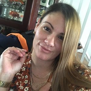 Meet your Posher, Chanel